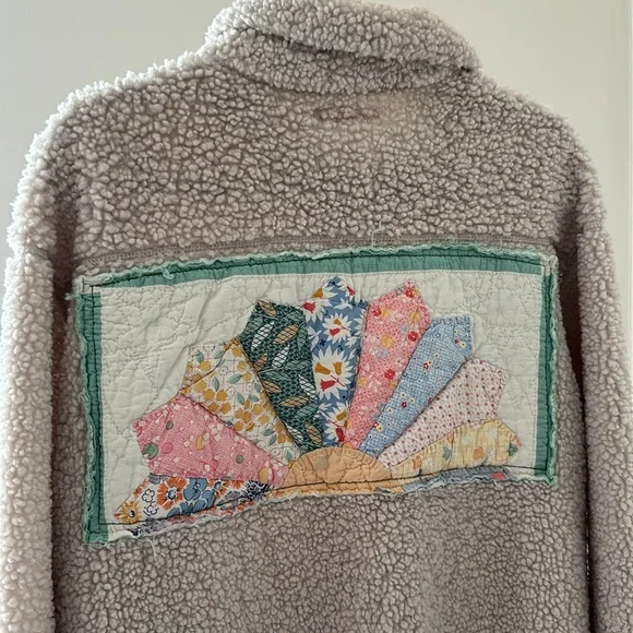 Jacket - Picture 6 of 8